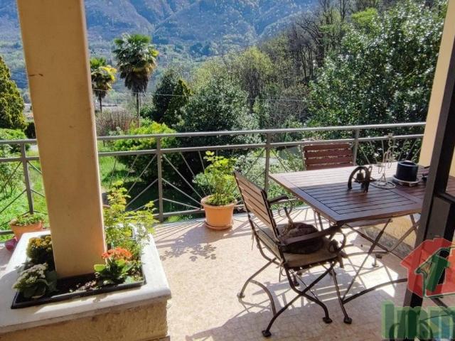 Villa Indipendente in vendita a Crusinallo, Omegna