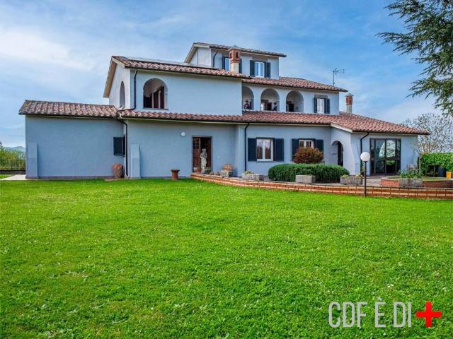 Villa Indipendente in vendita a Unione di Comuni Montani Colline del Fiora, Sorano