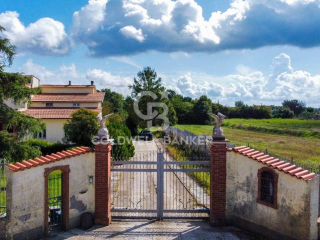 Villa Indipendente in vendita a Onano, Viterbo