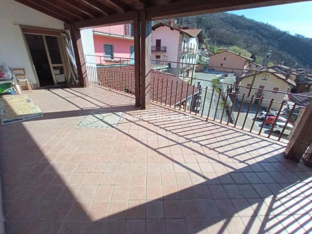 Villa Indipendente in vendita a Oneta, Lombardia