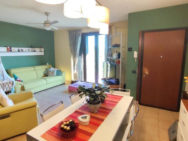 Villa Indipendente in vendita a Locate di Triulzi, Moro Di Locate