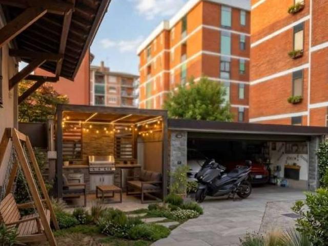 Villa Indipendente in vendita a Locate Triulzi, Lombardia