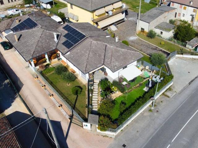 Villa Indipendente in vendita a Oppeano, Veneto