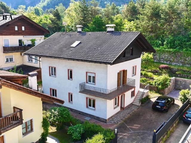 Villa Indipendente in vendita a Überetsch-Unterland - Oltradige-Bassa Atesina, Ora