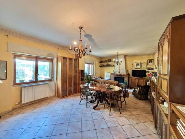 Villa Indipendente in vendita a Oratino, Molise
