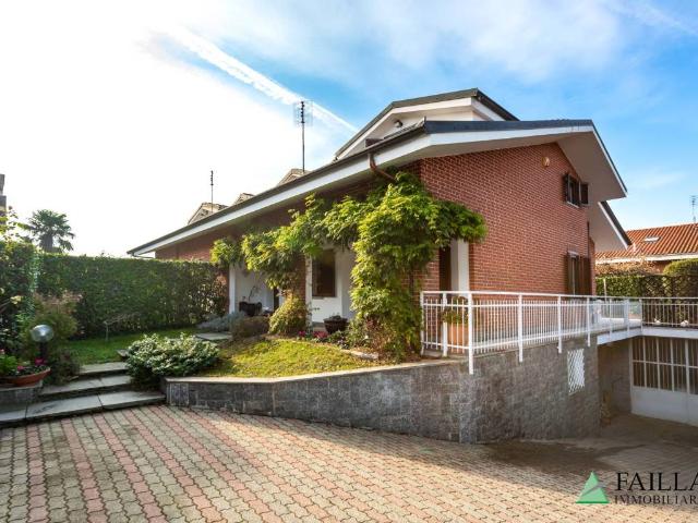 Villa Indipendente in vendita a Piemonte, Torino