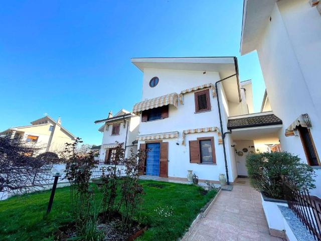 Villa Indipendente in vendita a Piemonte, Torino