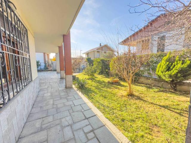Villa Indipendente in vendita a Piemonte, Torino