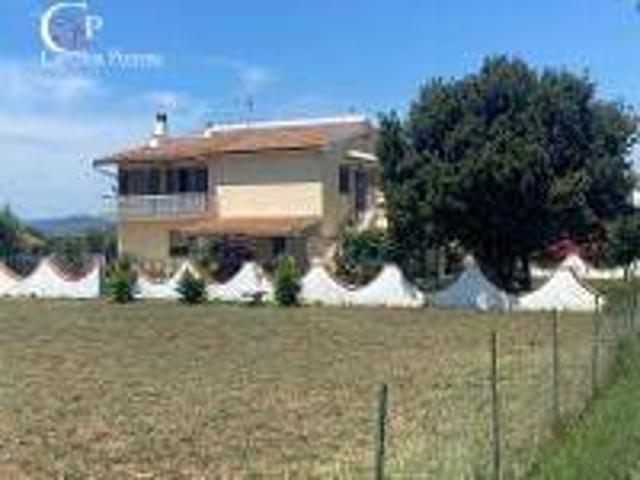 Villa Indipendente in vendita a Orbetello, Toscana