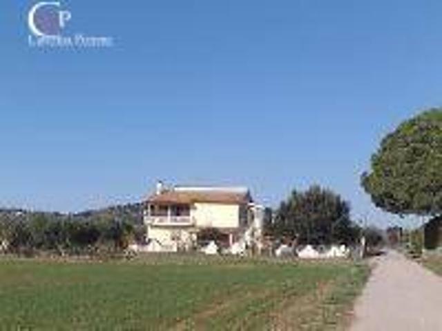 Villa Indipendente in vendita a Orbetello, Toscana