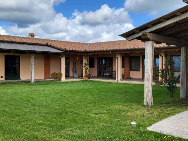 Villa Indipendente in vendita a Orbetello, Toscana