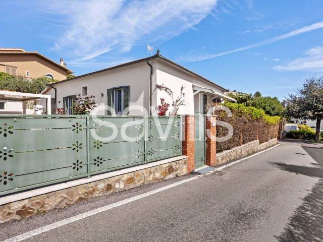 Villa Indipendente in vendita a Orbetello, Toscana