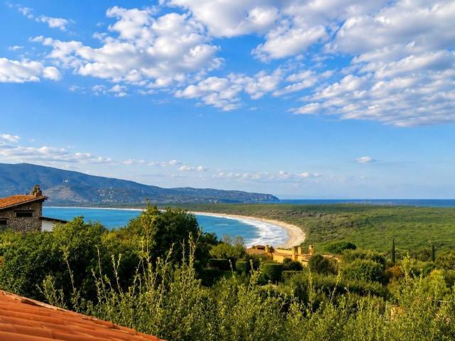 Villa Indipendente in vendita a Orbetello, Toscana