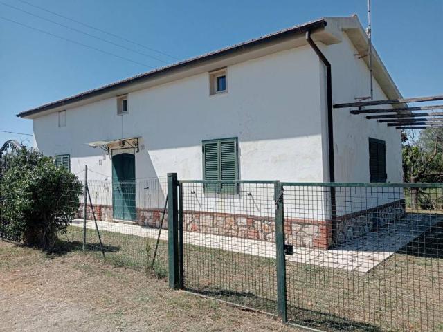 Villa Indipendente in vendita a Orbetello, Toscana