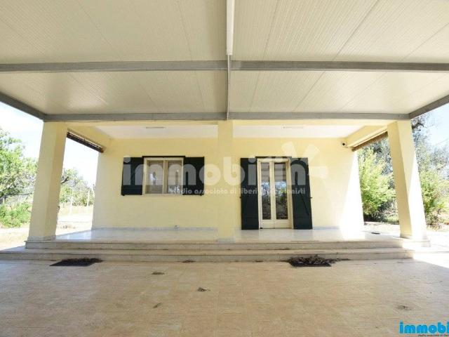 Villa Indipendente in vendita a Puglia, Brindisi