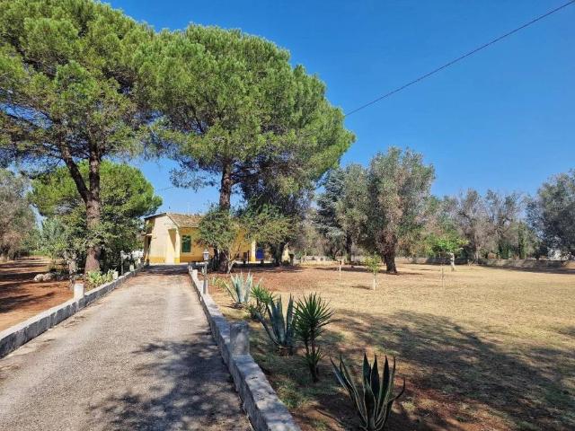 Villa Indipendente in vendita a Puglia, Brindisi