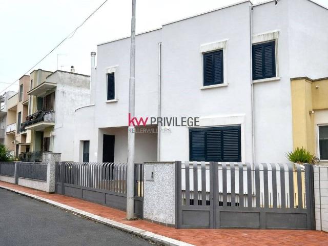 Villa Indipendente in vendita a Quartiere ebraico, Puglia