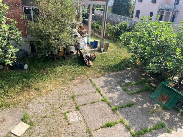 Villa Indipendente in vendita a Origgio, Lombardia