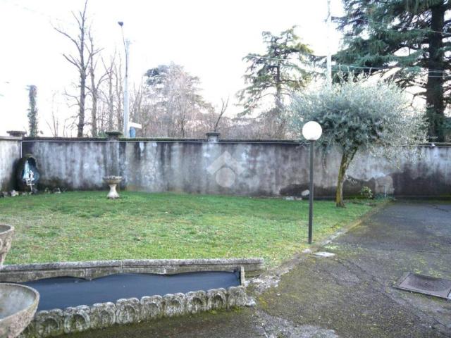 Villa Indipendente in vendita a Origgio, Lombardia