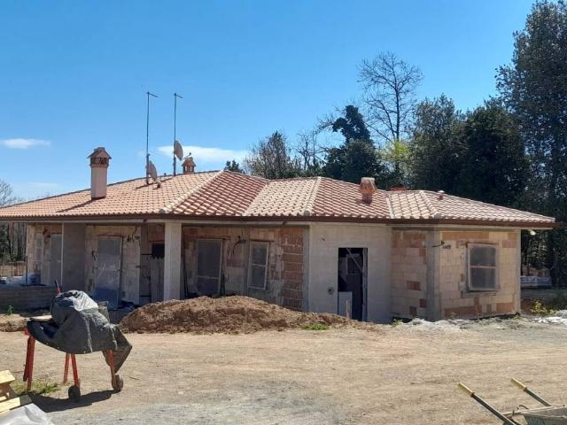 Villa Indipendente in vendita a Oriolo Romano, Lazio