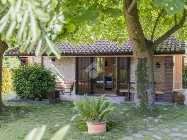 Villa Indipendente in vendita a Oriolo Romano, Lazio