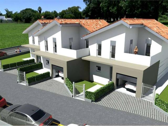 Villa Indipendente in vendita a Orsenigo, Lombardia