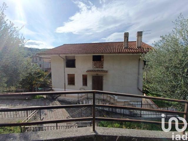 Villa Indipendente in vendita a Calabria, Cosenza