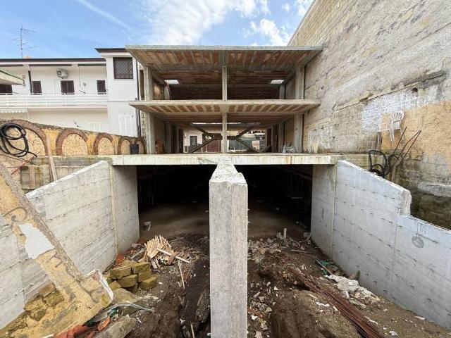 Villa Indipendente in vendita a Orta di Atella, Caserta