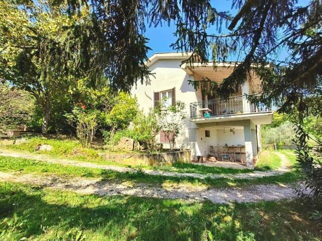 Villa Indipendente in vendita a Petignano, Orte