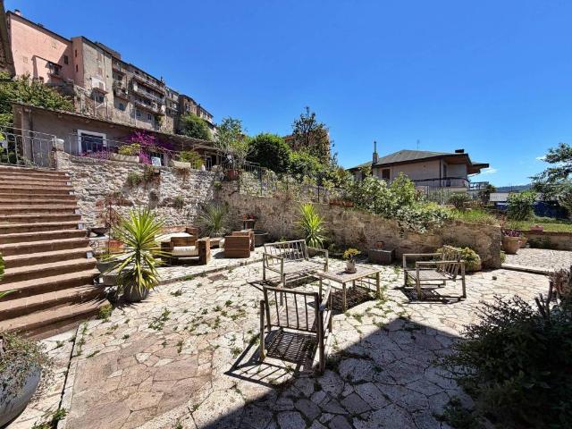 Villa Indipendente in vendita a Petignano, Orte