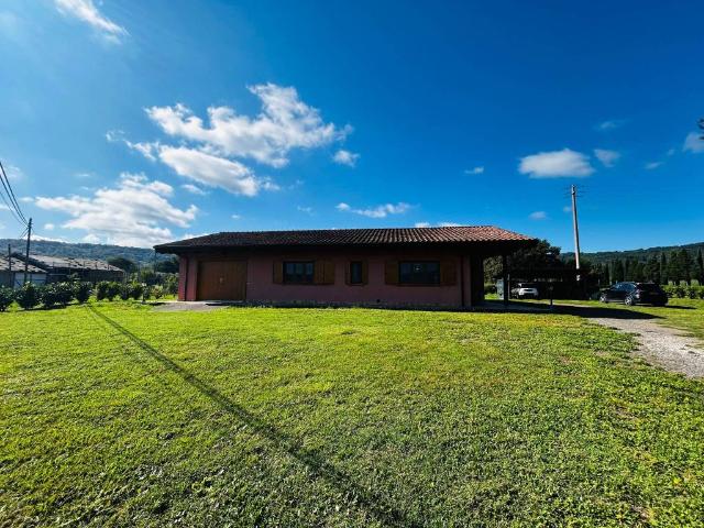 Villa Indipendente in vendita a Orte, Lazio