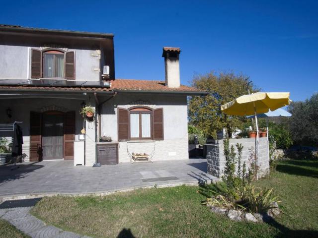 Villa Indipendente in vendita a Petignano, Orte