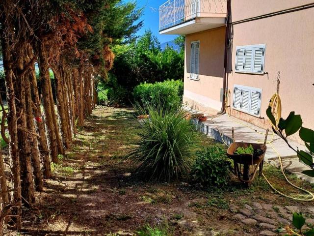 Villa Indipendente in vendita a Marche, Fermo