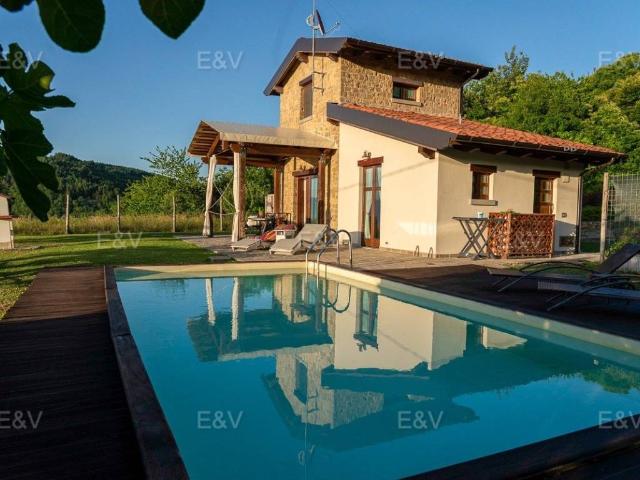 Villa Indipendente in vendita a Ortignano, Toscana