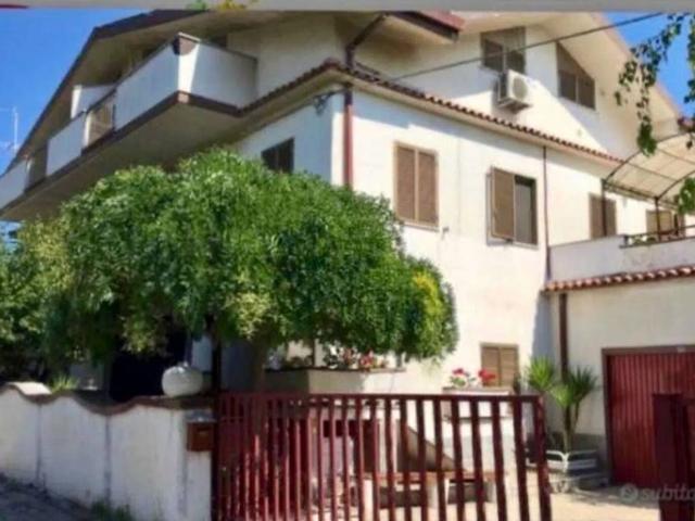 Villa Indipendente in vendita a Lazzaretto, Ortona