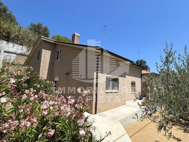 Villa Indipendente in vendita a Riccio, Ortona