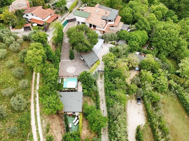 Villa Indipendente in vendita a Ortona, Abruzzo