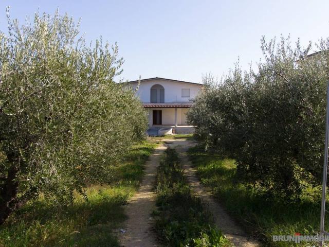 Villa Indipendente in vendita a Ortona, Abruzzo