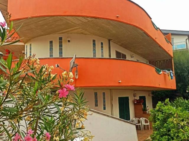 Villa Indipendente in vendita a Fossato, Ortona