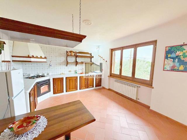 Villa Indipendente in vendita a Quartiere Corsica, Orvieto