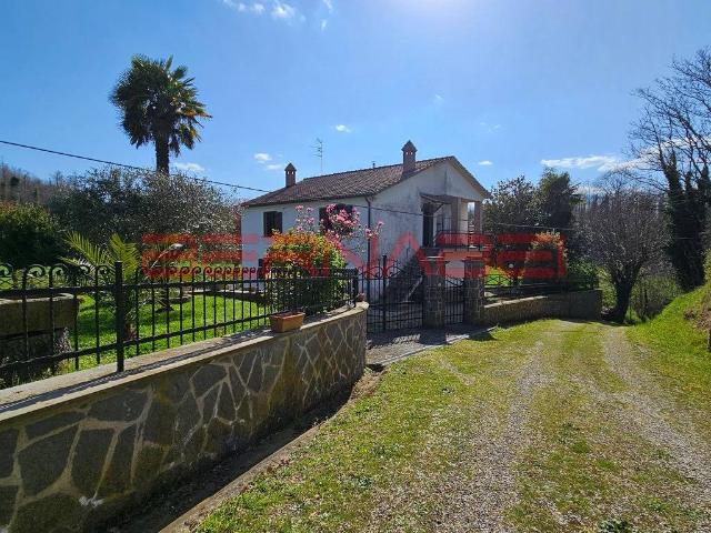 Villa Indipendente in vendita a Orvieto, Umbria