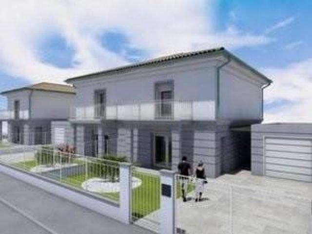 Villa Indipendente in vendita a Unione dei Comuni Bassa Bresciana Occidentale, Orzinuovi