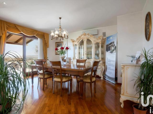 Villa Indipendente in vendita a Marche, Ancona
