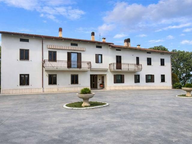 Villa Indipendente in vendita a Marche, Ancona