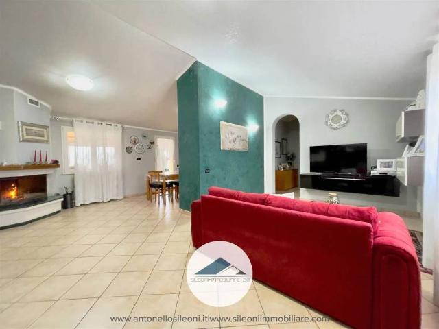 Villa Indipendente in vendita a Marche, Ancona