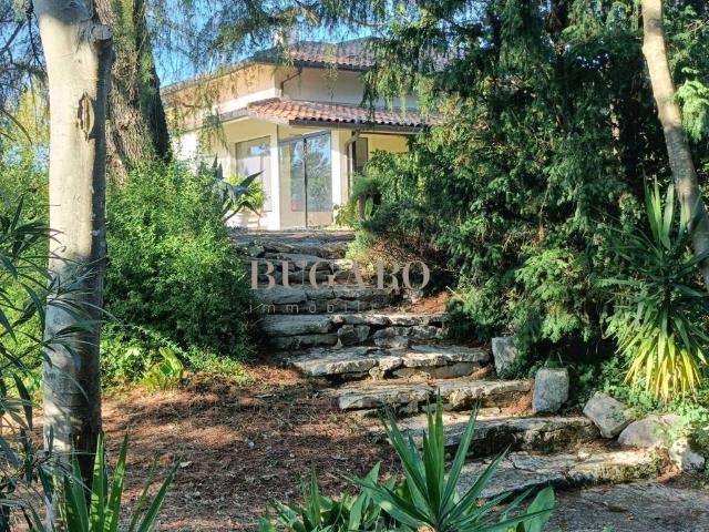 Villa Indipendente in vendita a San Biagio, Marche
