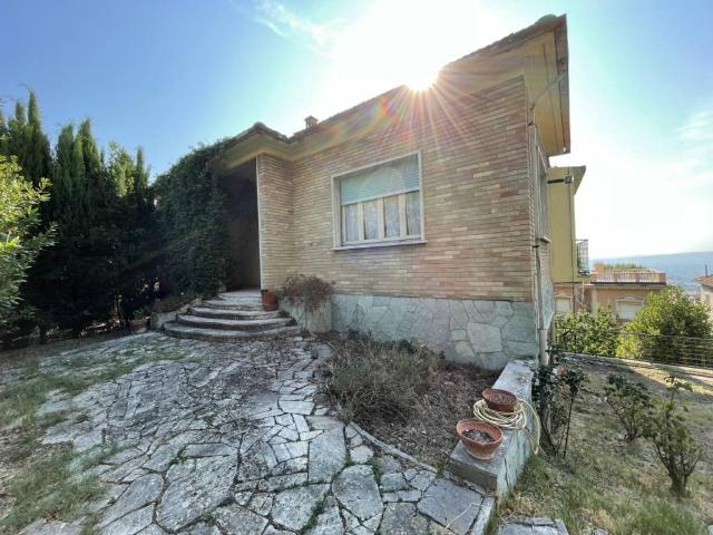 Villa Indipendente in vendita a Marche, Ancona