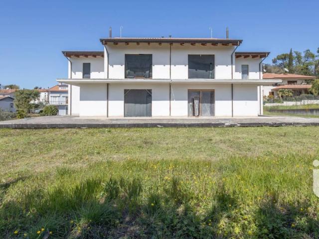 Villa Indipendente in vendita a San Sabino, Marche