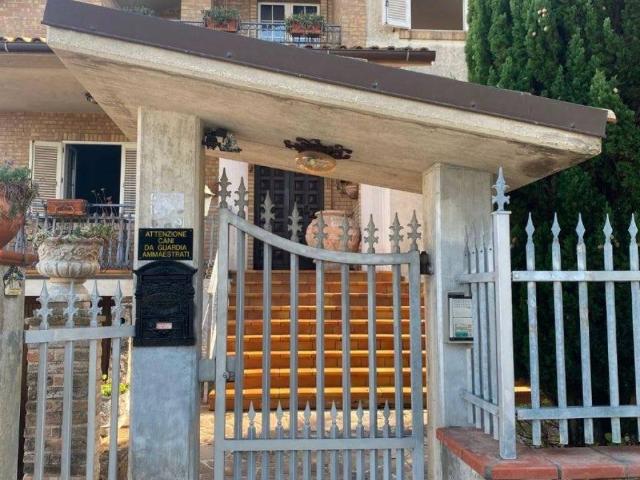 Villa Indipendente in vendita a Marche, Ancona