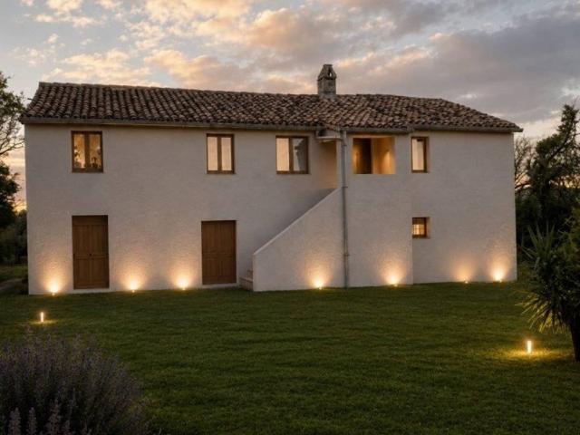 Villa Indipendente in vendita a Marche, Ancona